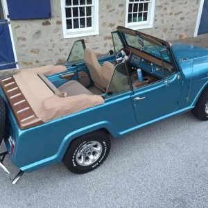 Jeepster Convertible