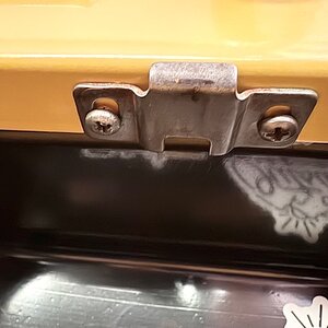 Glove box latch
